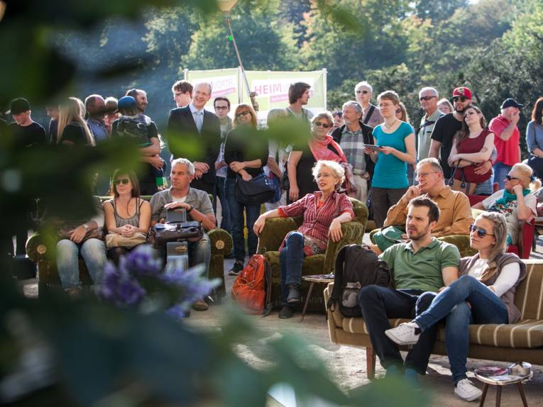 Schnappschuss auf das "Wohnzimmer" an der Bühne "Musikland Niedersachsen"